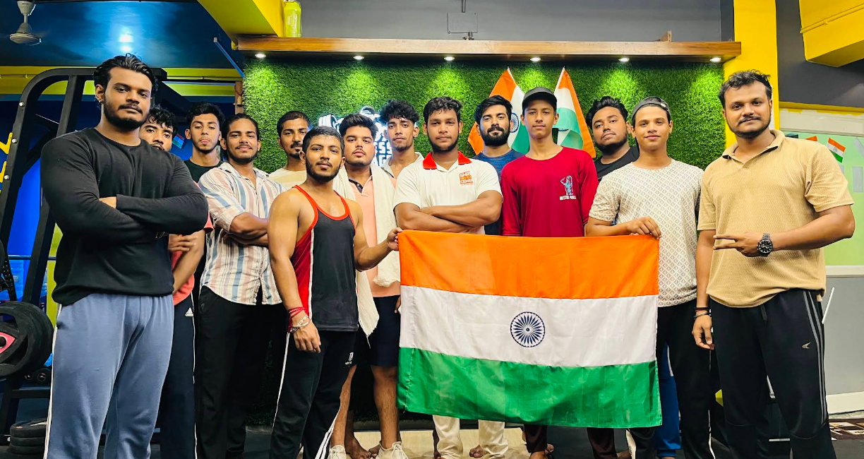 The Fitness Garage Gym members